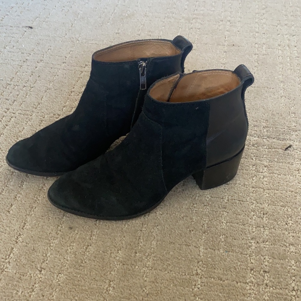 Madewell sued and faux leather boots